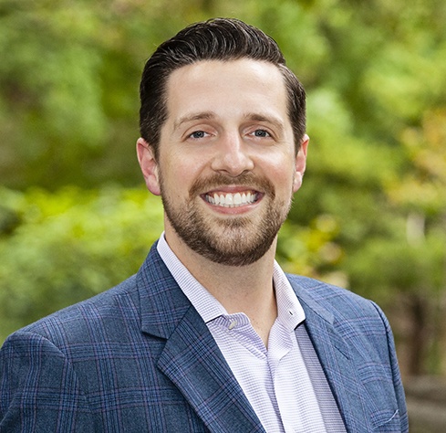 Headshot of Dr. Vanderbrook